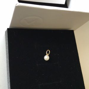 Mejuri pearl charm
